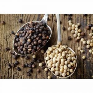 Black vs white pepper